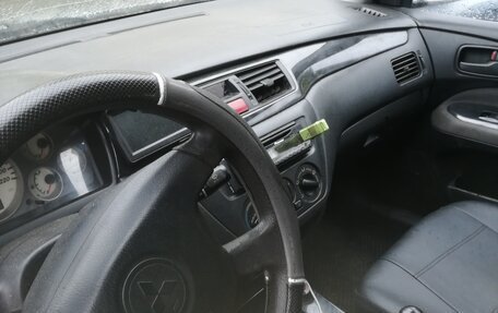Mitsubishi Lancer IX, 2004 год, 250 000 рублей, 7 фотография