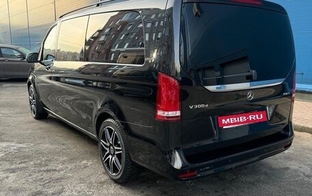 Mercedes-Benz V-Класс, 2023 год, 10 200 000 рублей, 11 фотография