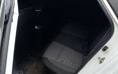 Hyundai Solaris II рестайлинг, 2018 год, 800 000 рублей, 10 фотография