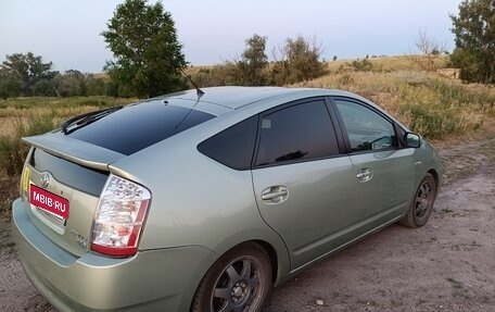 Toyota Prius, 2009 год, 690 000 рублей, 8 фотография