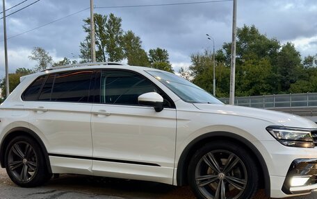 Volkswagen Tiguan II, 2018 год, 2 650 000 рублей, 3 фотография