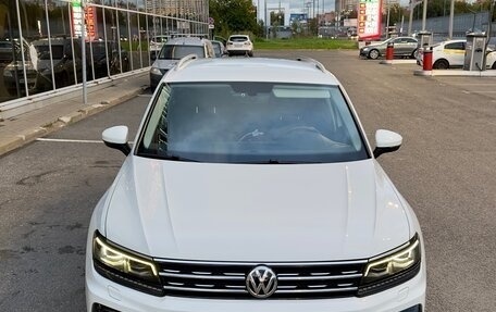 Volkswagen Tiguan II, 2018 год, 2 650 000 рублей, 7 фотография