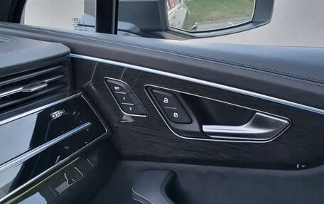 Audi SQ7, 2020 год, 9 200 000 рублей, 11 фотография