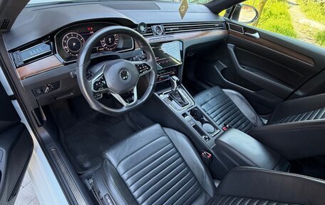 Volkswagen Passat B8 рестайлинг, 2018 год, 2 970 000 рублей, 14 фотография