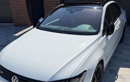 Volkswagen Passat B8 рестайлинг, 2018 год, 2 970 000 рублей, 17 фотография