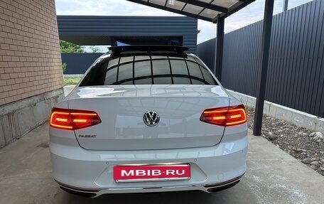 Volkswagen Passat B8 рестайлинг, 2018 год, 2 970 000 рублей, 21 фотография