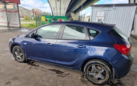 Opel Astra J, 2010 год, 650 000 рублей, 7 фотография