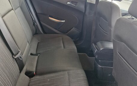 Opel Astra J, 2010 год, 650 000 рублей, 12 фотография