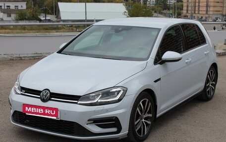 Volkswagen Golf VII, 2018 год, 2 100 000 рублей, 4 фотография