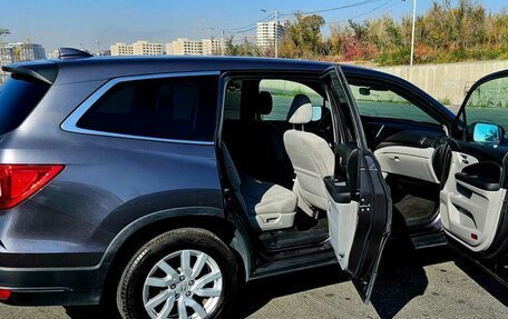 Honda Pilot III рестайлинг, 2018 год, 2 000 000 рублей, 7 фотография