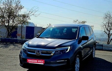 Honda Pilot III рестайлинг, 2018 год, 2 000 000 рублей, 5 фотография