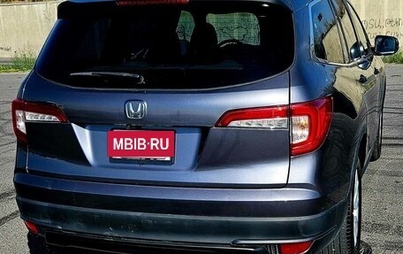 Honda Pilot III рестайлинг, 2018 год, 2 000 000 рублей, 19 фотография