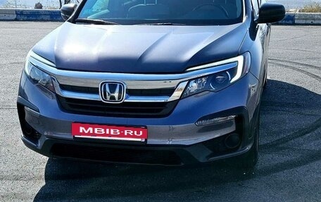 Honda Pilot III рестайлинг, 2018 год, 2 000 000 рублей, 18 фотография