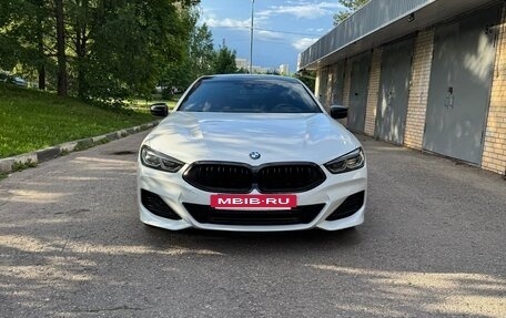 BMW 8 серия, 2022 год, 8 200 000 рублей, 2 фотография