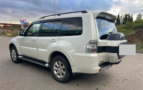 Mitsubishi Pajero IV, 2015 год, 2 360 000 рублей, 3 фотография