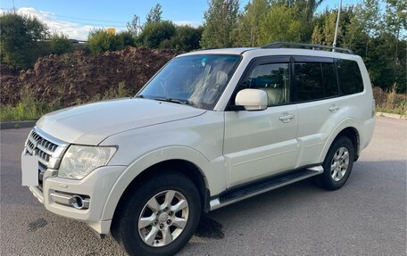 Mitsubishi Pajero IV, 2015 год, 2 360 000 рублей, 16 фотография