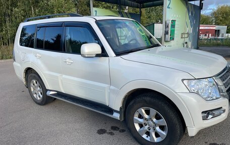 Mitsubishi Pajero IV, 2015 год, 2 360 000 рублей, 15 фотография