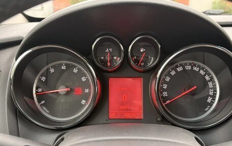 Opel Astra J, 2011 год, 750 000 рублей, 9 фотография