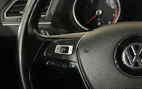 Volkswagen Tiguan II, 2018 год, 1 700 000 рублей, 18 фотография