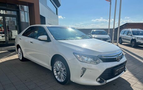 Toyota Camry, 2015 год, 1 950 000 рублей, 3 фотография