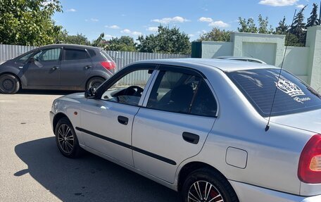 Hyundai Accent II, 2004 год, 390 000 рублей, 3 фотография