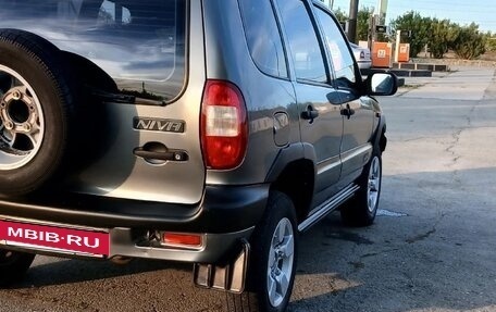 Chevrolet Niva I рестайлинг, 2005 год, 260 000 рублей, 5 фотография
