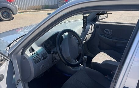 Hyundai Accent II, 2004 год, 390 000 рублей, 2 фотография