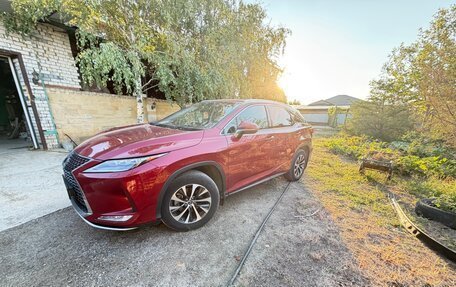 Lexus RX IV рестайлинг, 2021 год, 5 000 000 рублей, 3 фотография