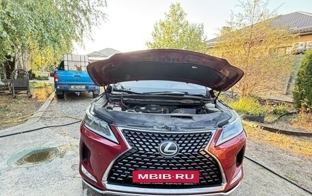 Lexus RX IV рестайлинг, 2021 год, 5 000 000 рублей, 9 фотография