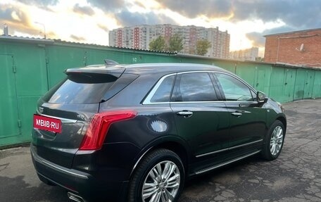 Cadillac XT5 I рестайлинг, 2016 год, 1 800 000 рублей, 4 фотография