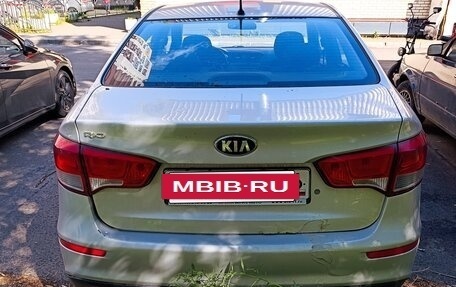 KIA Rio III рестайлинг, 2015 год, 700 000 рублей, 3 фотография