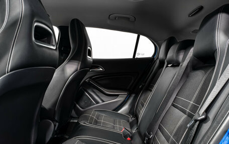 Mercedes-Benz GLA, 2016 год, 1 760 000 рублей, 12 фотография