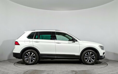 Volkswagen Tiguan II, 2019 год, 1 890 000 рублей, 4 фотография