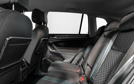 Volkswagen Tiguan II, 2019 год, 1 890 000 рублей, 12 фотография