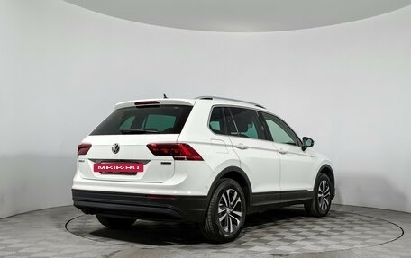 Volkswagen Tiguan II, 2019 год, 1 890 000 рублей, 5 фотография