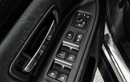 Mitsubishi Outlander III рестайлинг 3, 2017 год, 2 100 000 рублей, 10 фотография