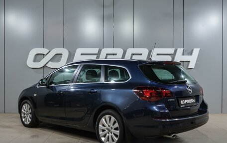 Opel Astra J, 2011 год, 919 000 рублей, 2 фотография