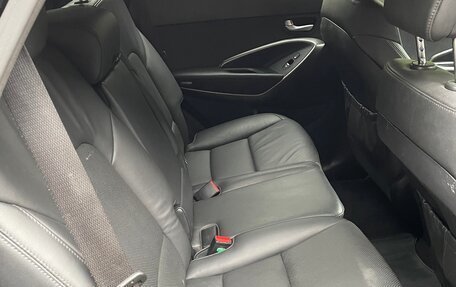 Hyundai Santa Fe III рестайлинг, 2016 год, 1 700 000 рублей, 13 фотография