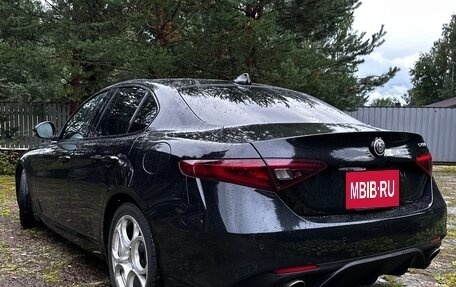 Alfa Romeo Giulia II, 2018 год, 2 090 000 рублей, 12 фотография