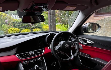 Alfa Romeo Giulia II, 2018 год, 2 090 000 рублей, 21 фотография