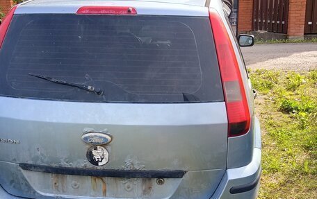 Ford Fusion I, 2005 год, 130 000 рублей, 2 фотография