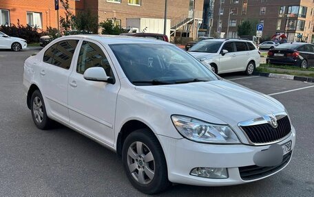 Skoda Octavia, 2011 год, 520 000 рублей, 2 фотография