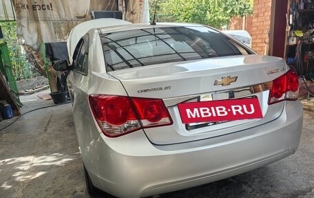Chevrolet Cruze II, 2012 год, 825 000 рублей, 3 фотография