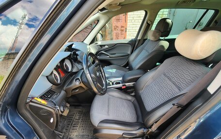 Opel Zafira C рестайлинг, 2013 год, 1 190 000 рублей, 24 фотография