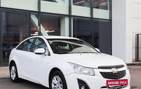 Chevrolet Cruze II, 2013 год, 719 000 рублей, 3 фотография