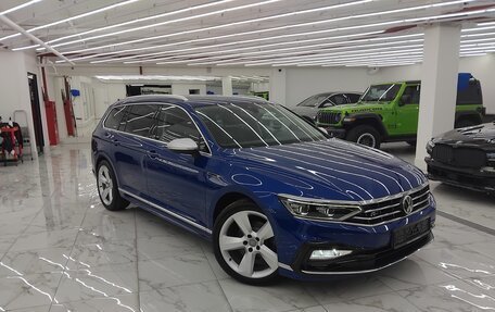 Volkswagen Passat B8 рестайлинг, 2020 год, 2 444 000 рублей, 3 фотография