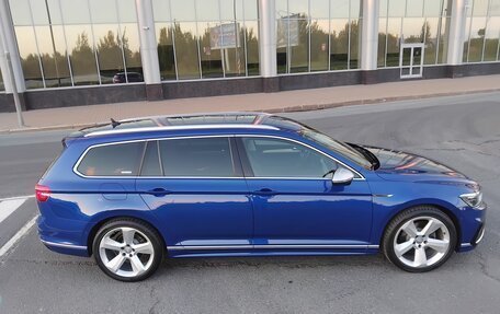 Volkswagen Passat B8 рестайлинг, 2020 год, 2 444 000 рублей, 11 фотография