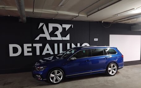 Volkswagen Passat B8 рестайлинг, 2020 год, 2 444 000 рублей, 17 фотография