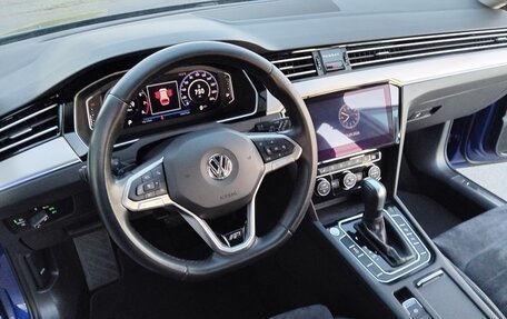 Volkswagen Passat B8 рестайлинг, 2020 год, 2 444 000 рублей, 24 фотография