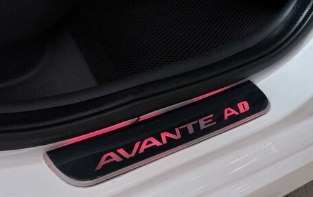 Hyundai Avante, 2018 год, 1 897 000 рублей, 15 фотография